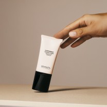 Primer corrector antiedad para un efecto flash young skin