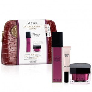 Frontal del Ritual antiox boosting con los productos del neceser